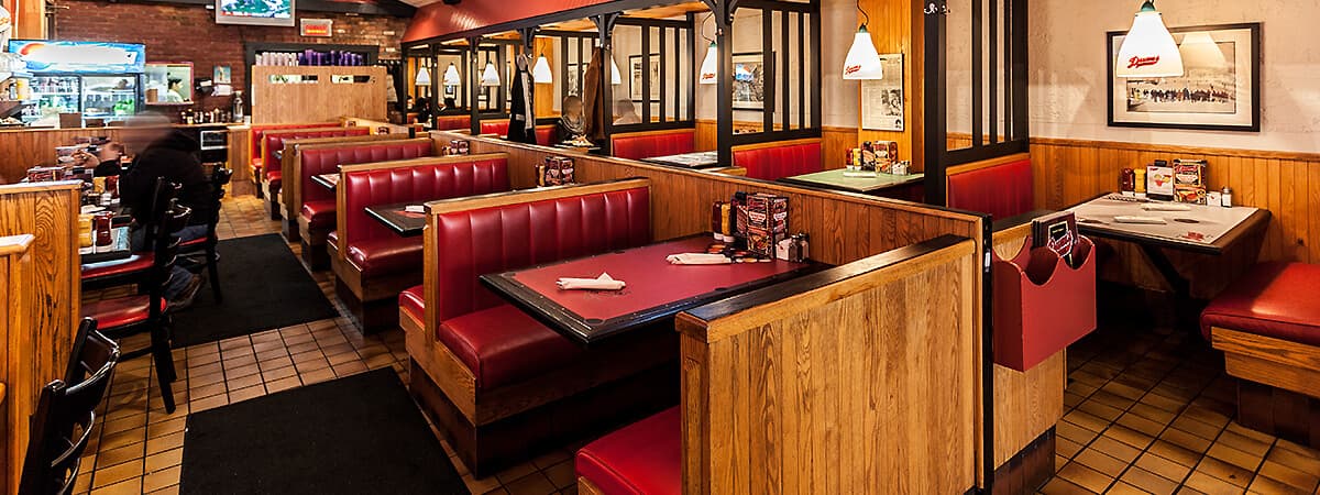 Dunn's Famous (Downtown)