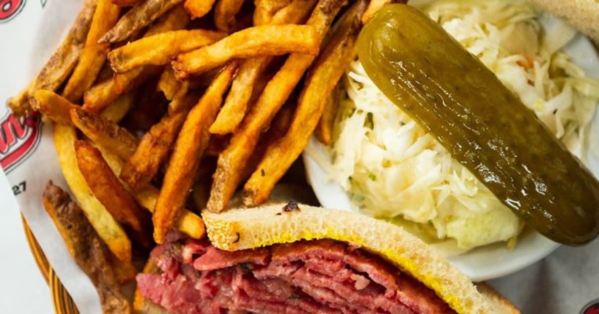Les Meilleurs Accompagnements : Que Servir avec le Brisket de Viande Fumée ?