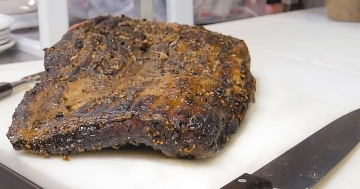 La Meilleure Recette de Mélange d'Épices pour Viande Fumée Maison : Un Guide du Goût Iconique de Montréal