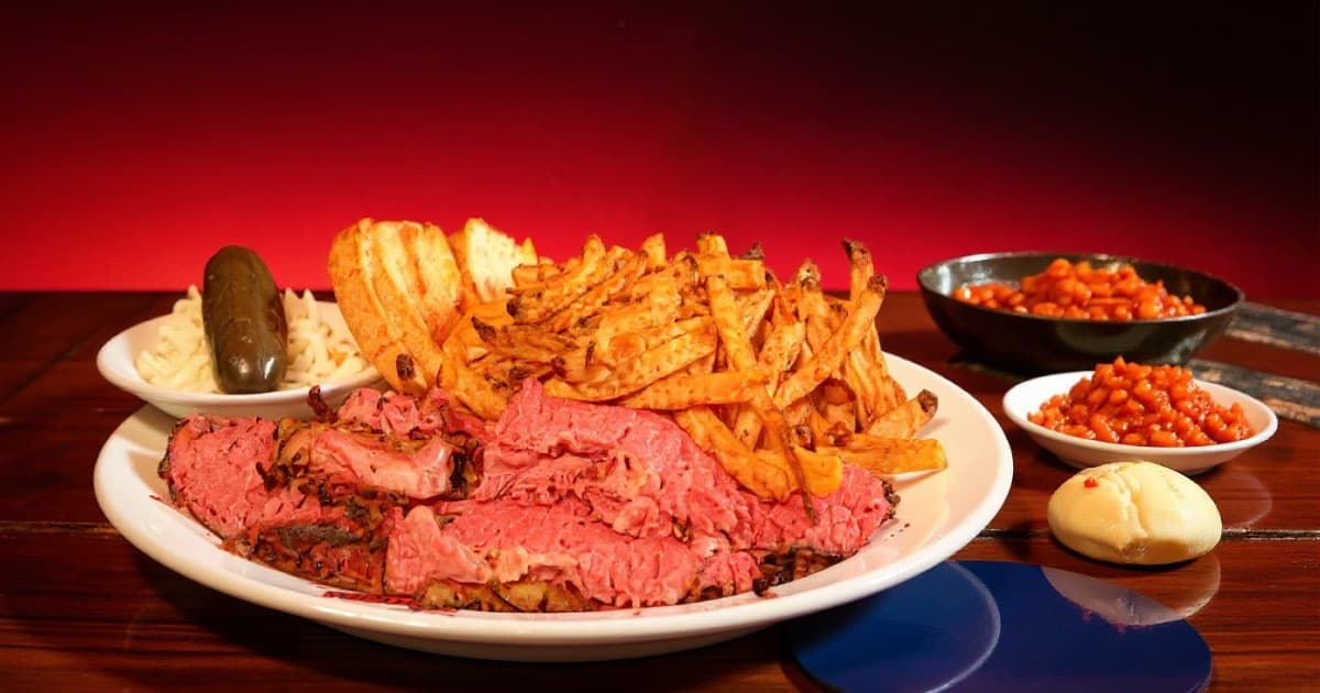 À quoi pourrait ressembler la viande fumée en 2050 : L'avenir des délices des deli de Montréal