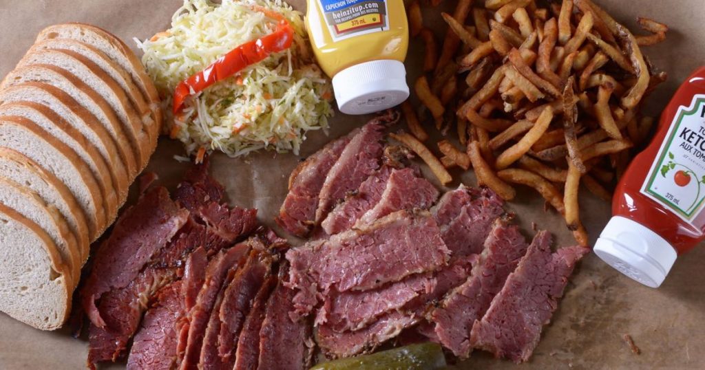 Trois erreurs à éviter lors de la vapeur de viande fumée