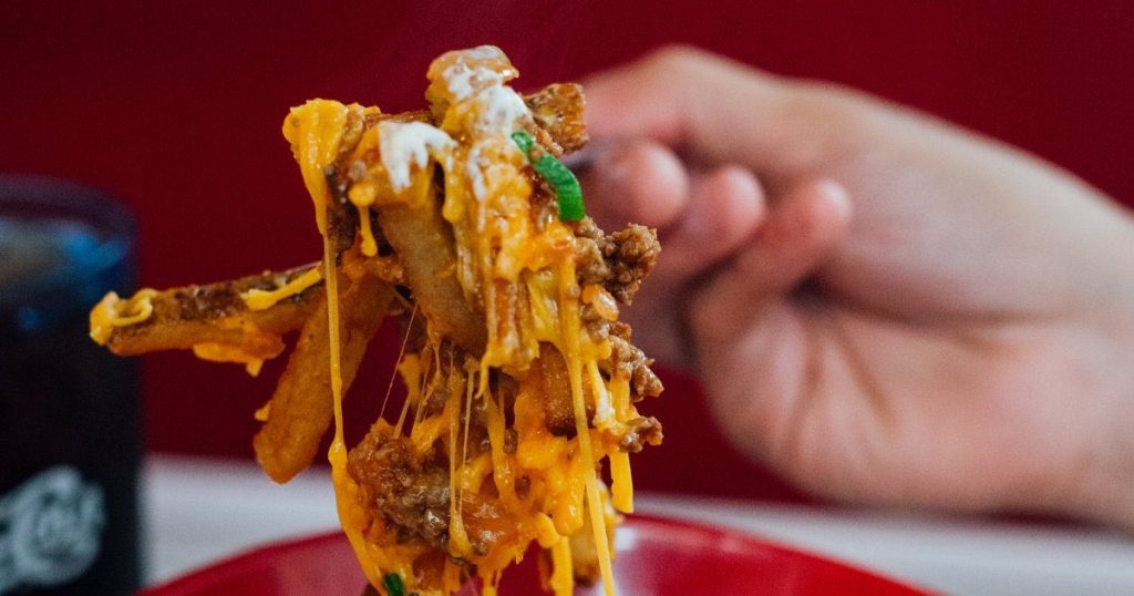 Pourquoi la Poutine est-elle Populaire à Montréal