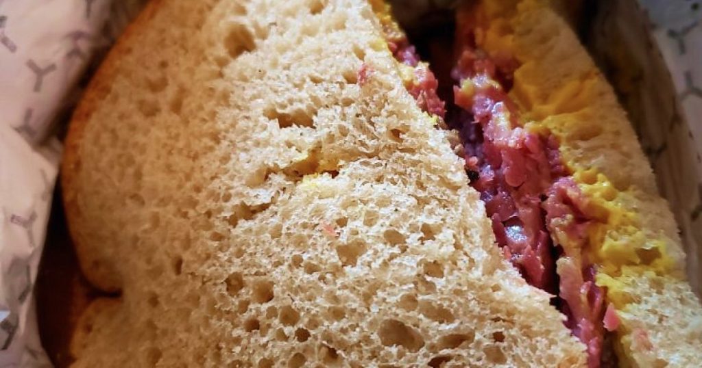 The Mustard: A Flavor-Enhancing Essential
