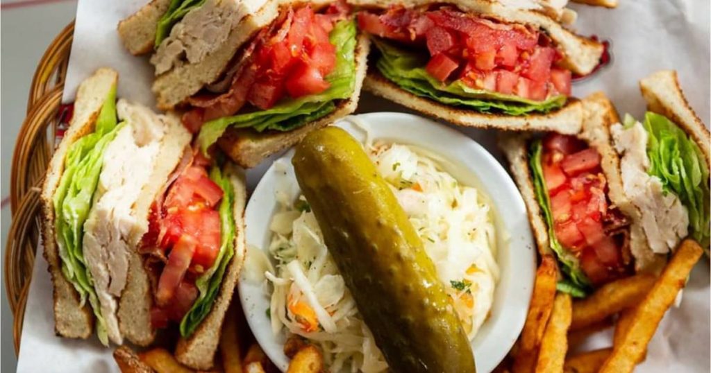 Dill Pickle Tartar Sauce