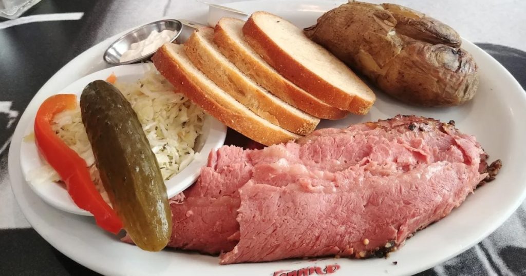 Best Way to Eat Smoked Meat Platter