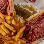 smoked meat sandwich portion size